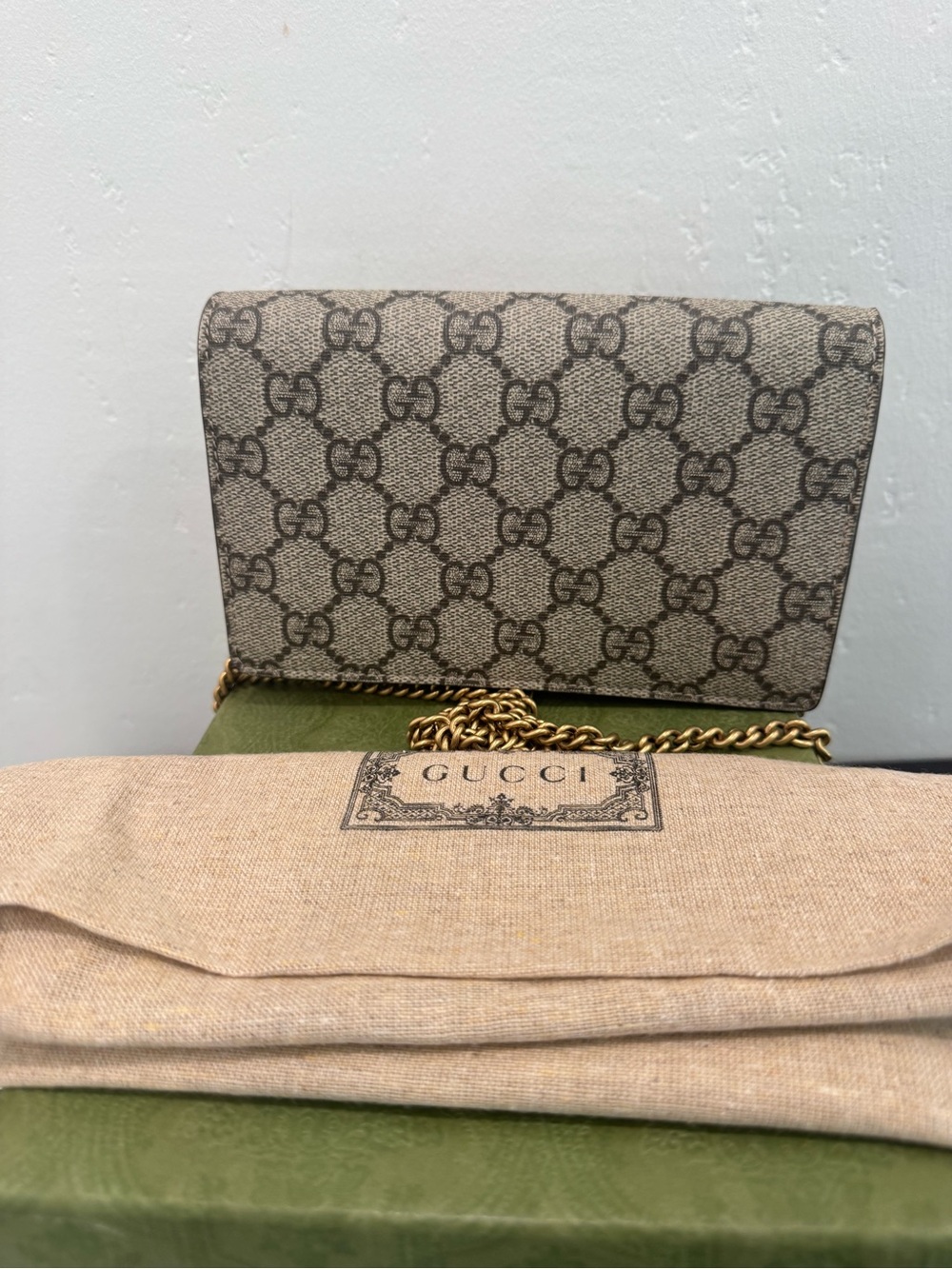 Gucci GG Supreme Cherry Crossbody Bag with box and dusty - Picture 5 of 6
